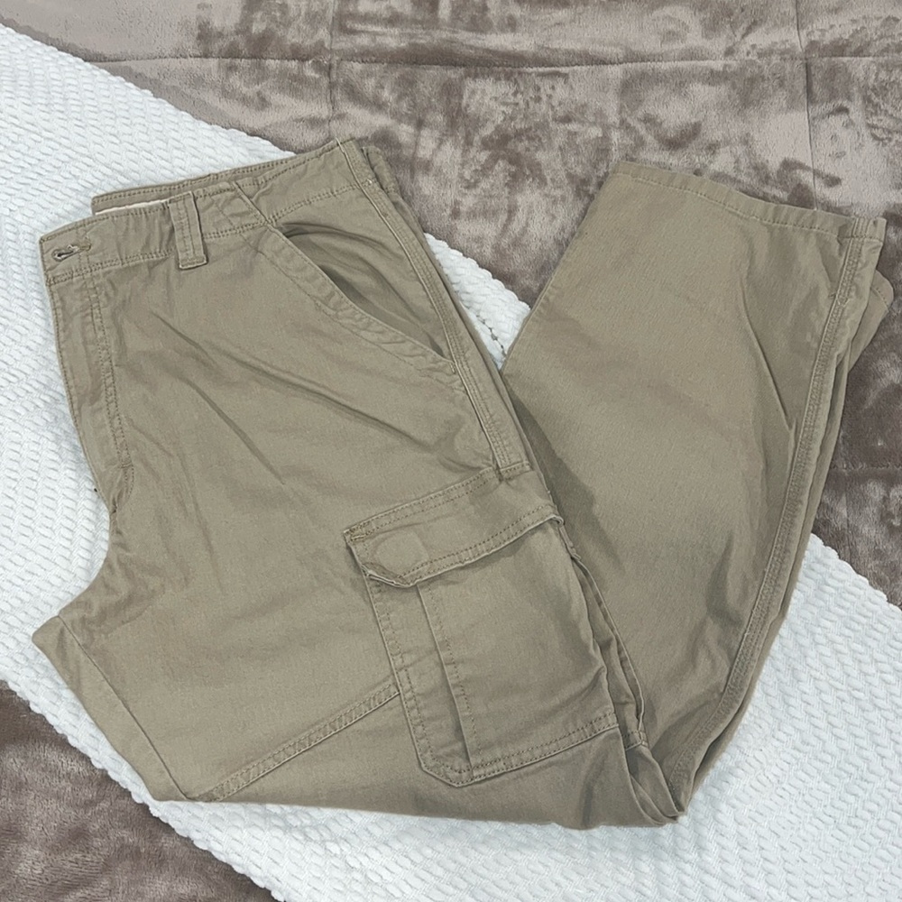 Beige/Tan Wrangler Cargo Pants